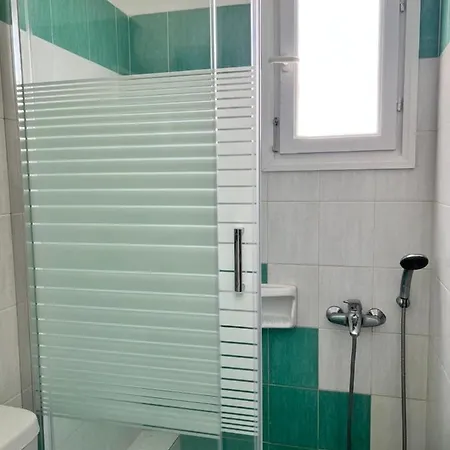 Vavanos Studios Naousa (Paros)