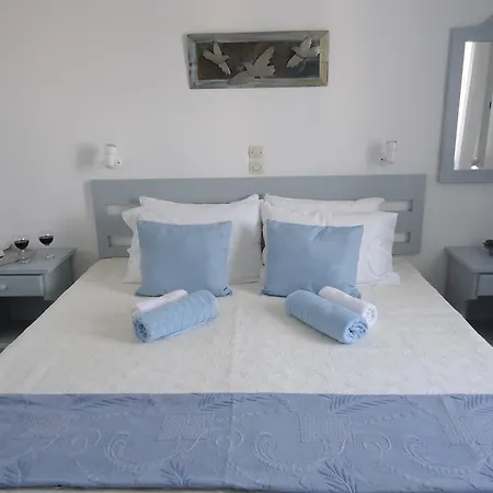 Vavanos Pensión Naousa (Paros)