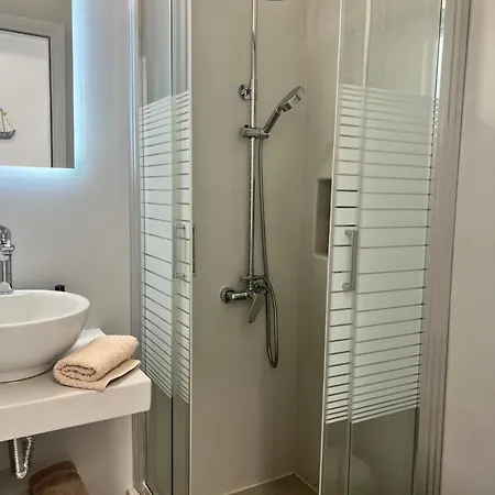 Vavanos Studios Guest house *