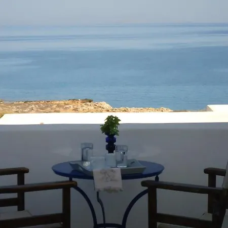 Pensión Vavanos Naousa (Paros)