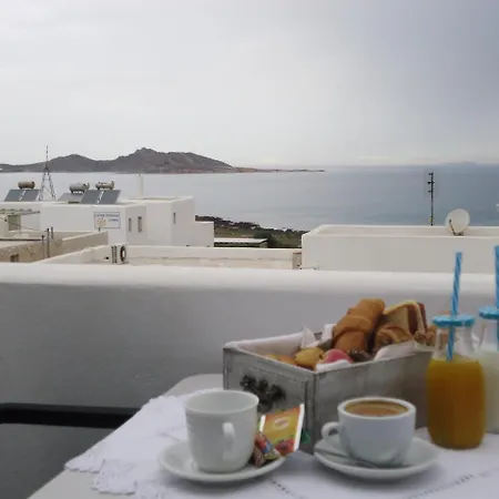 Pensión Vavanos Naousa (Paros)